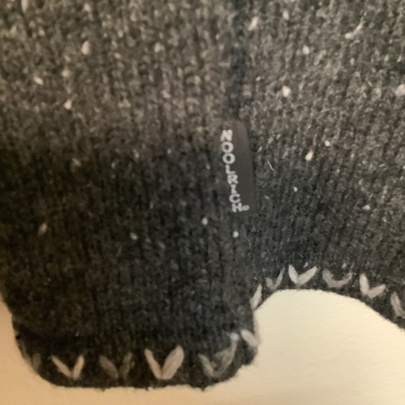 Woolrich Women’s med dark heather gray 1/4 zip up boxy wool blend sweater - Picture 4 of 8